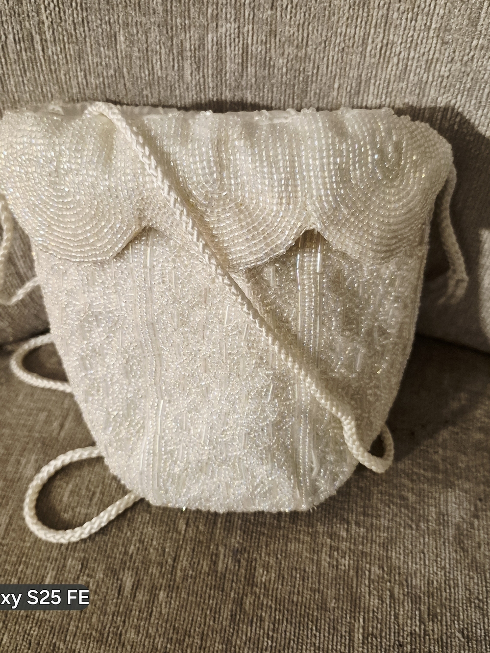 Vintage Carlo Fellini Ivory Beaded Cream Drawstring Mini Shoulder Bag - Picture 3 of 3